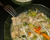 Foto del paso 8 de la receta: Salteado de verduras y pollo al wok