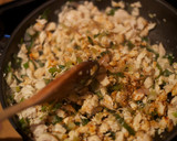Foto del paso 6 de la receta: Empanadas de pollo al horno