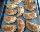 Foto del paso 9 de la receta: Empanadas de pollo al horno