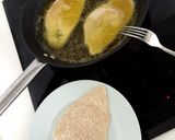 Foto del paso 3 de la receta: Sándwiches de milanesa de pollo