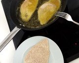 Foto del paso 3 de la receta: Sándwiches de milanesa de pollo