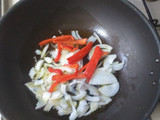 Tiritas de pata y muslo al wok