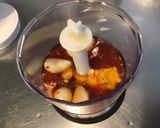 Une image de l'étape 3 de Marinade ail moutarde orange soja piment.