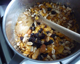Foto del paso 3 de la receta: Barritas de mix de cereales y pasas de uva 