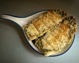 A picture of step 5 of Pesto Garlic Bread (Continental breakfast).