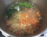 Foto del paso 4 de la receta: Sopa de pollo