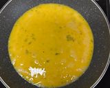 Foto del paso 3 de la receta: Omelette de Jamón y Tomate