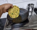 A picture of step 3 of Methi na Dhebra.