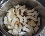 鳳梨苦瓜排骨湯(簡單料理)的食譜步驟4照片