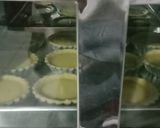 Foto langkah ke 4 dari resep Pie susu lembut.