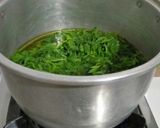 Foto langkah ke 1 dari resep 28. Sayur Santan Daun Kenikir.