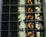 Foto langkah ke 4 dari resep Fudgy Brownies Sekat.