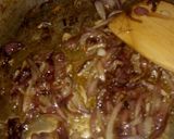 A picture of step 3 of Caramelized onions.