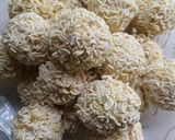Foto langkah ke 4 dari resep Tahu Rambutan isi sosis.
