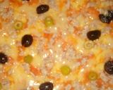 صورة لخطوة 4 من وصفة بيتزا بالتونة بطريقتي 🍕❤