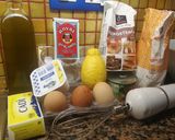 Foto del paso 1 de la receta: Bizcocho facilísimo de yogurt 1, 2, 3