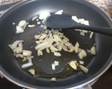 Foto del paso 1 de la receta: Revuelto de pollo