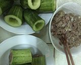 Hình bước làm 1 của món Canh dưa leo nhồi tôm thịt