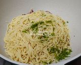 Foto langkah ke 5 dari resep Pasta Aglio e Olio.