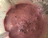 Gambar langkah 3 resipi Blueberry Smoothie.
