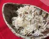 A picture of step 6 of Japanese Daikon Radish with young Sardines.