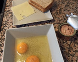 Foto del paso 1 de la receta: Tortilla francesa con atún y queso