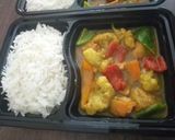 A picture of step 6 of Chicken veg manchurian with rice.