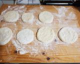 Töltött lángos gazdagon recept fázis 3 fotója