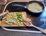Foto del paso 1 de la receta Quiche de puerros y calabacín