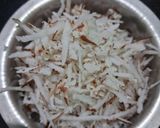 A picture of step 1 of Coconut Chutney.