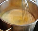 Hình bước làm 2 của món Hokkaido milk crepe