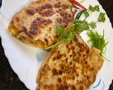 A picture of step 8 of Veg quesadilla paratha.