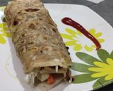 A picture of step 2 of Vegetable frankie.