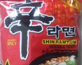 A picture of step 5 of Veggie Ramen Noodles.