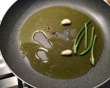 Foto del passaggio 6 della ricetta Fregola sarda allo zafferano con pesce