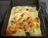 Foto langkah ke 3 dari resep Tamagoyaki/Gyeran Mari/Telur Dadar Gulung.