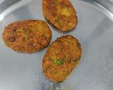 A picture of step 9 of Protein loaded Soya tikki.