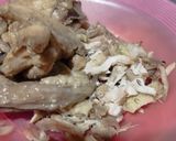Foto langkah ke 2 dari resep Chicken Pho.