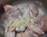 Foto langkah ke 1 dari resep Ayam Suwir Kukus.