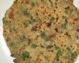 A picture of step 3 of Torai chilka paratha.