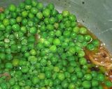 A picture of step 3 of Methi Matar pulaw.