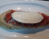 Foto del paso 4 de la receta: Tostadas fundidas con pico de gallo