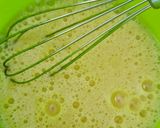 Une image de l'étape 2 de Madeleines au citron et à la menthe.