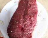 Foto del paso 1 de la receta: Magret de pato con foie y miel