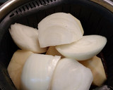 Foto del paso 2 de la receta: Merluza con crema de patatas y aceite de ñora con thermomix