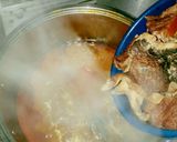A picture of step 5 of Bitterleaf soup.