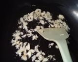 Foto langkah ke 3 dari resep Tumis Pedas Jamur Shimeji Putih.
