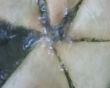 Foto langkah ke 9 dari resep Samosa isi sayur kulit lumpia.