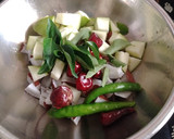 *மாங்காய், தேங்காய், துவையல்* ரெசிபி ஸ்டேப் 3 புகைப்படம்