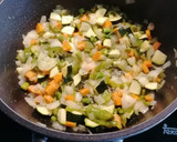 Foto del paso 1 de la receta: 335. Fideuà melosa de verduras con garbanzos vegana